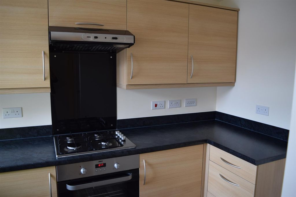 Property photo 2 of 4