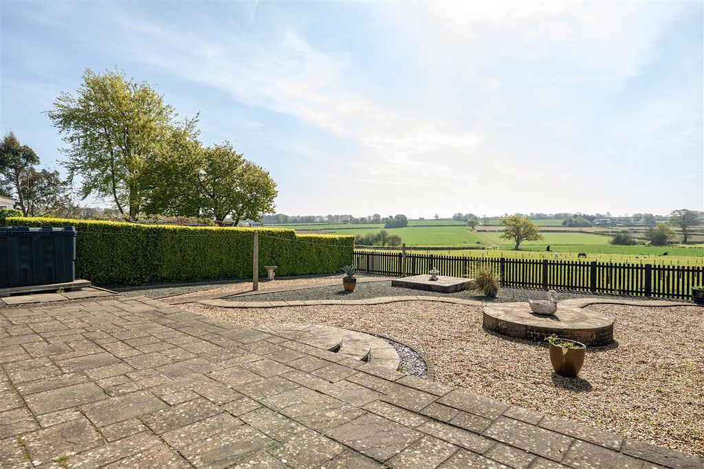 Property photo 2 of 17 Garden And View