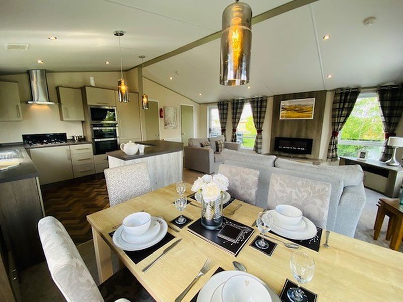 Property photo 3 of 12 Photo 10