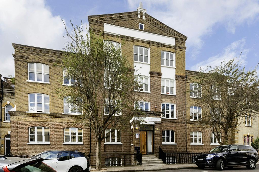 Property photo 1 of 7 Lymehouse Studios 17.Jpg