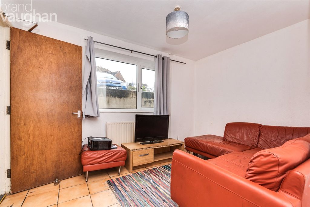 Property photo 3 of 11 Picture No. 01