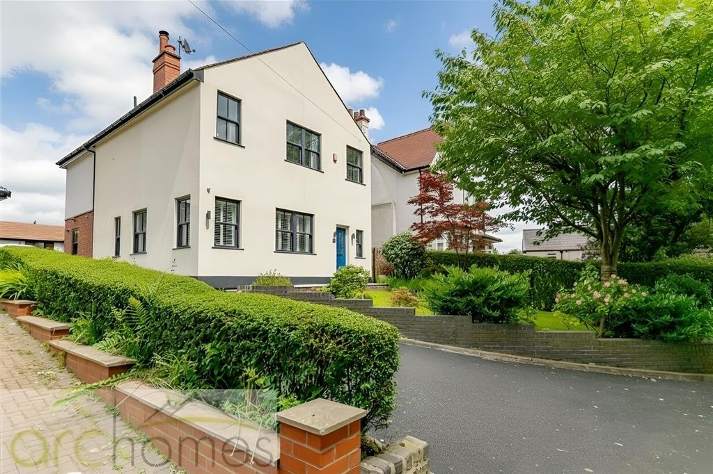 Property photo 1 of 64