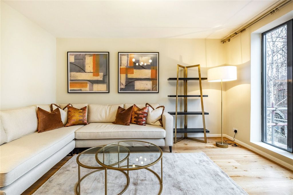 Property photo 2 of 14 Picture No. 02