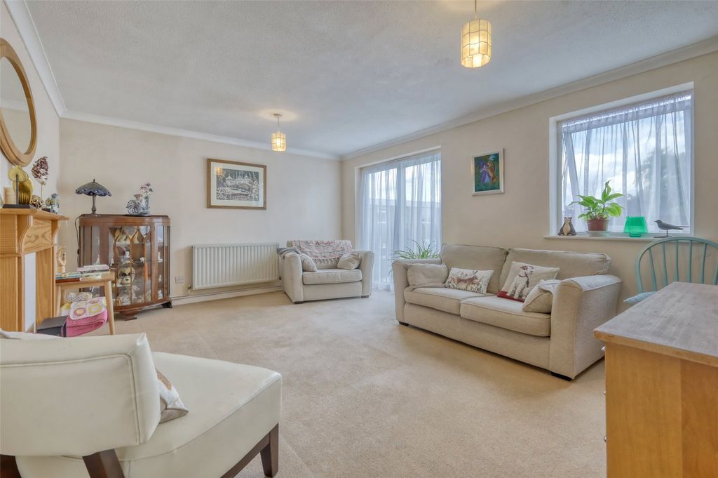 Property photo 2 of 10 Picture No. 07