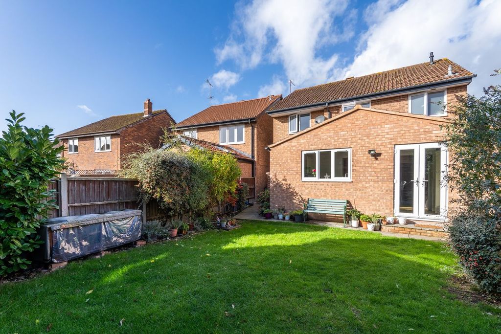Property photo 2 of 19