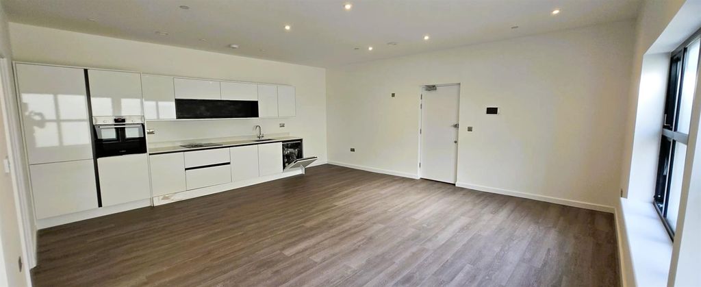 Property photo 3 of 13 03.Jpg