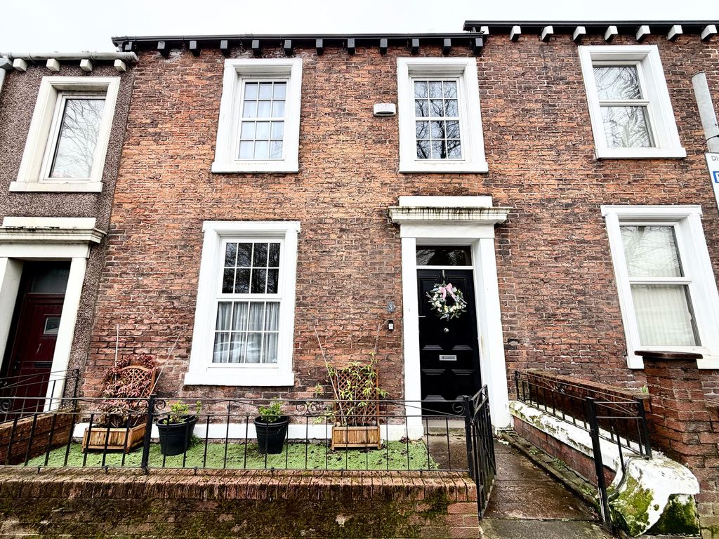 Property photo 1 of 14 Front