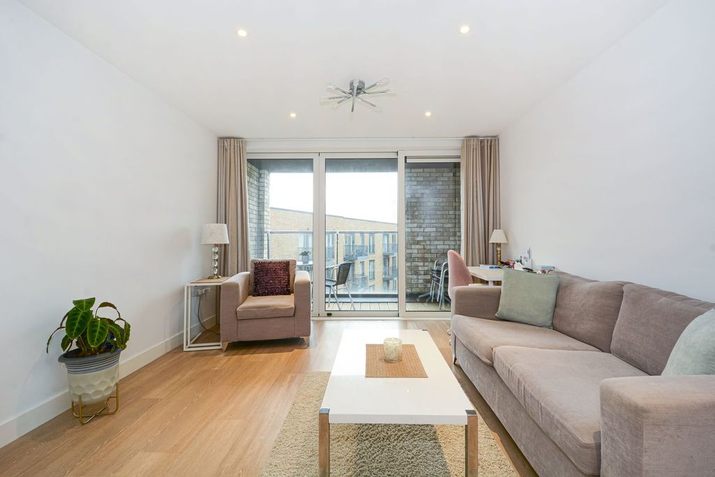 Property photo 3 of 17 Lnamdltg