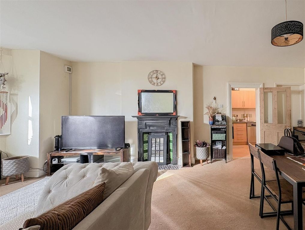 Property photo 3 of 14 Living Room