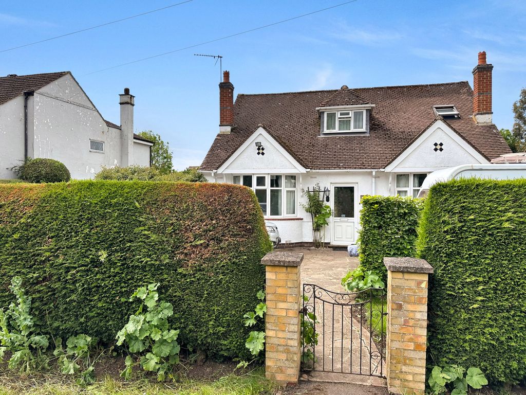 Property photo 1 of 28