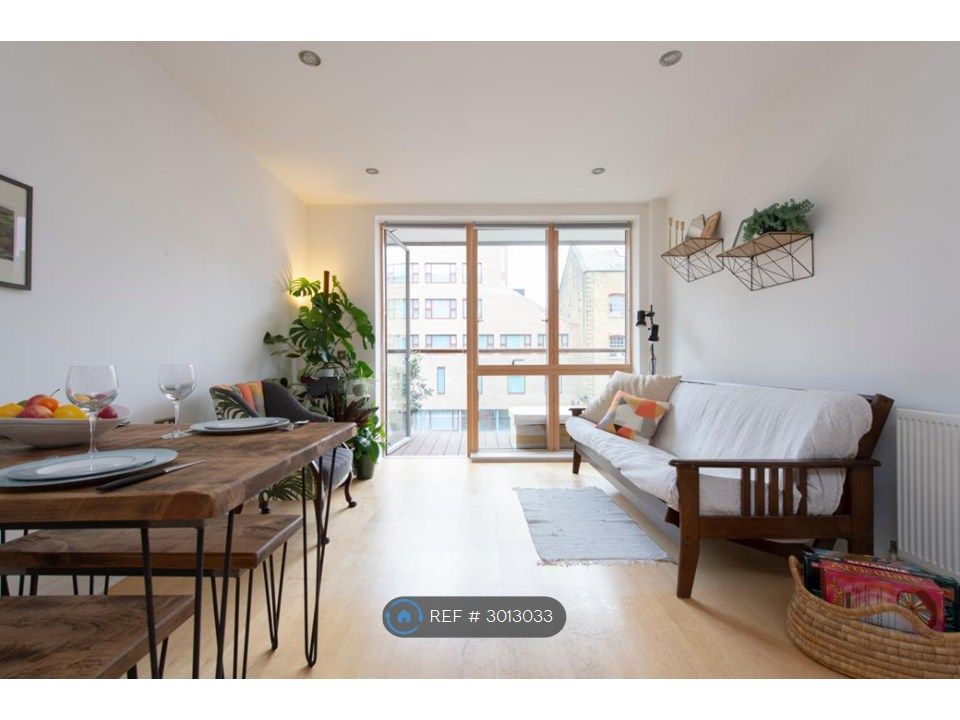 Property photo 1 of 10 Living Area
