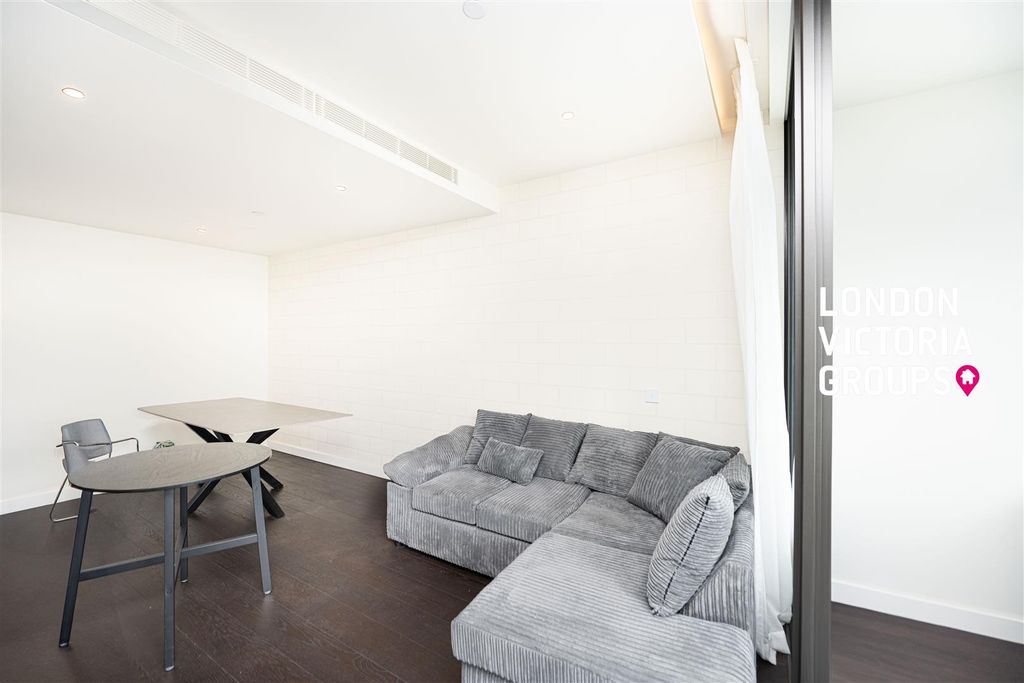 Property photo 2 of 13 1-13176.Jpg