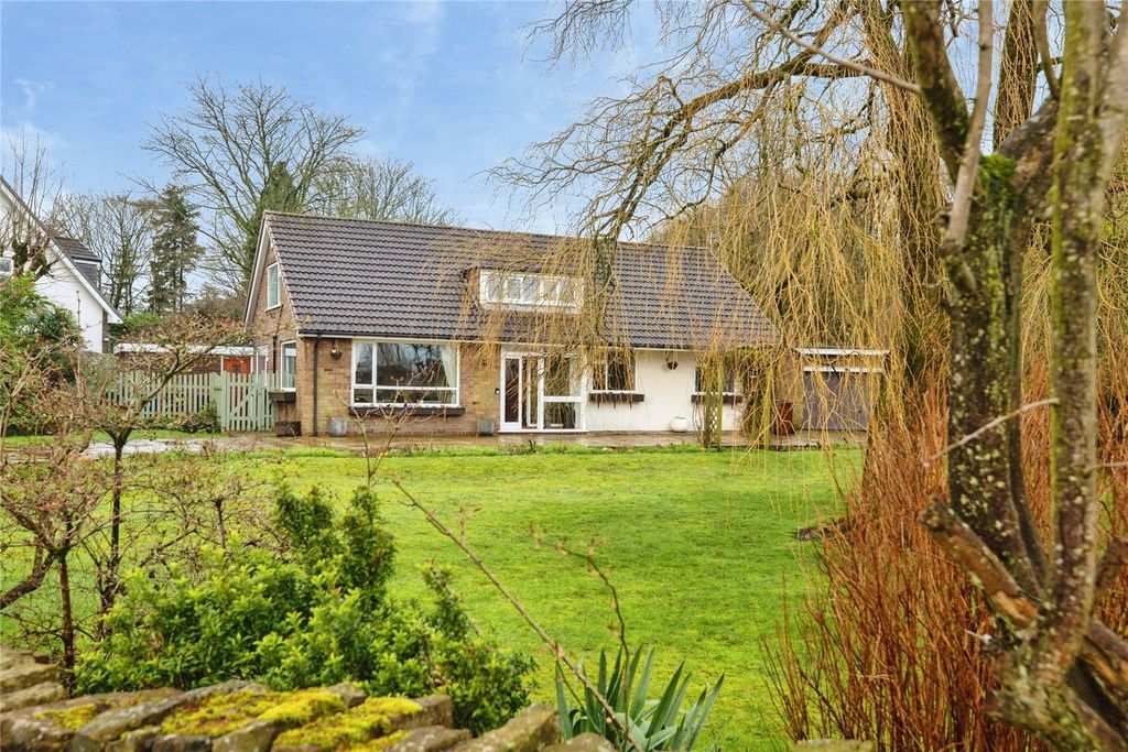 Property photo 1 of 51 Picture No. 07