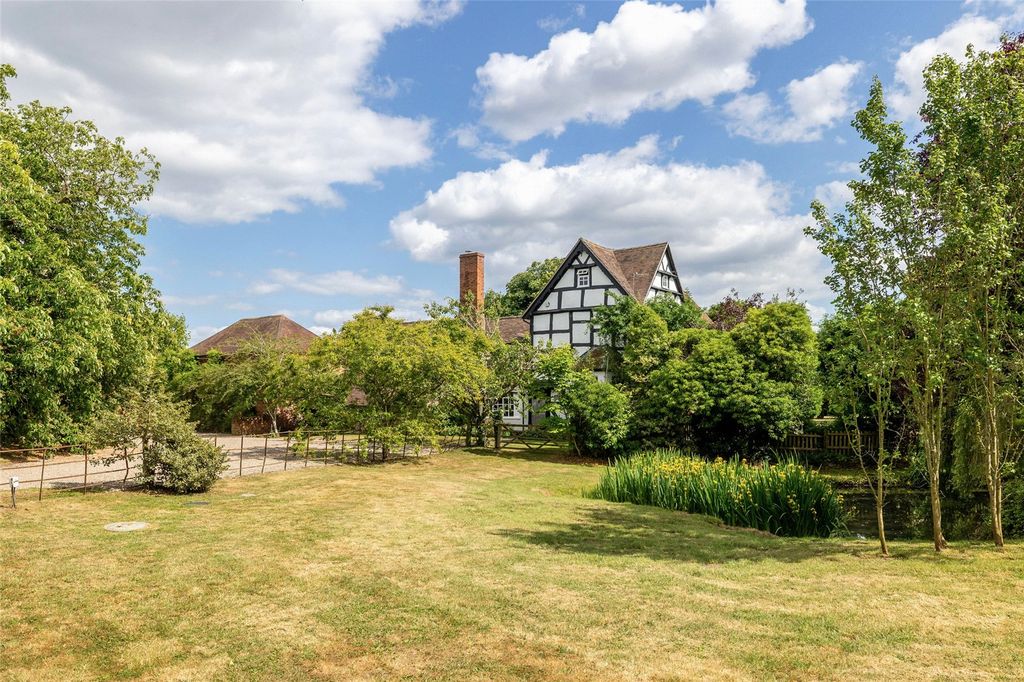 Property photo 1 of 24 House