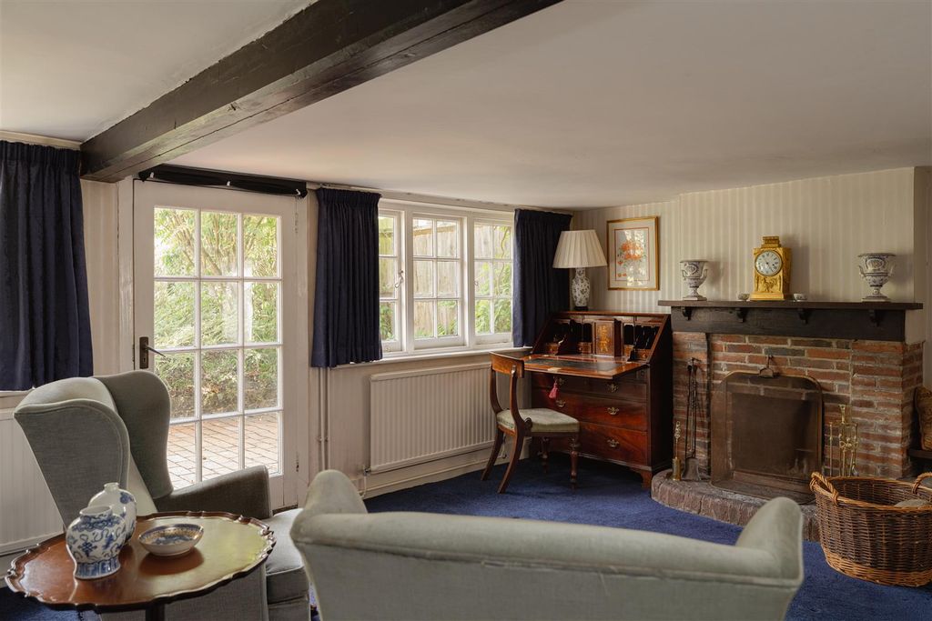 Property photo 2 of 31 23.Jpg