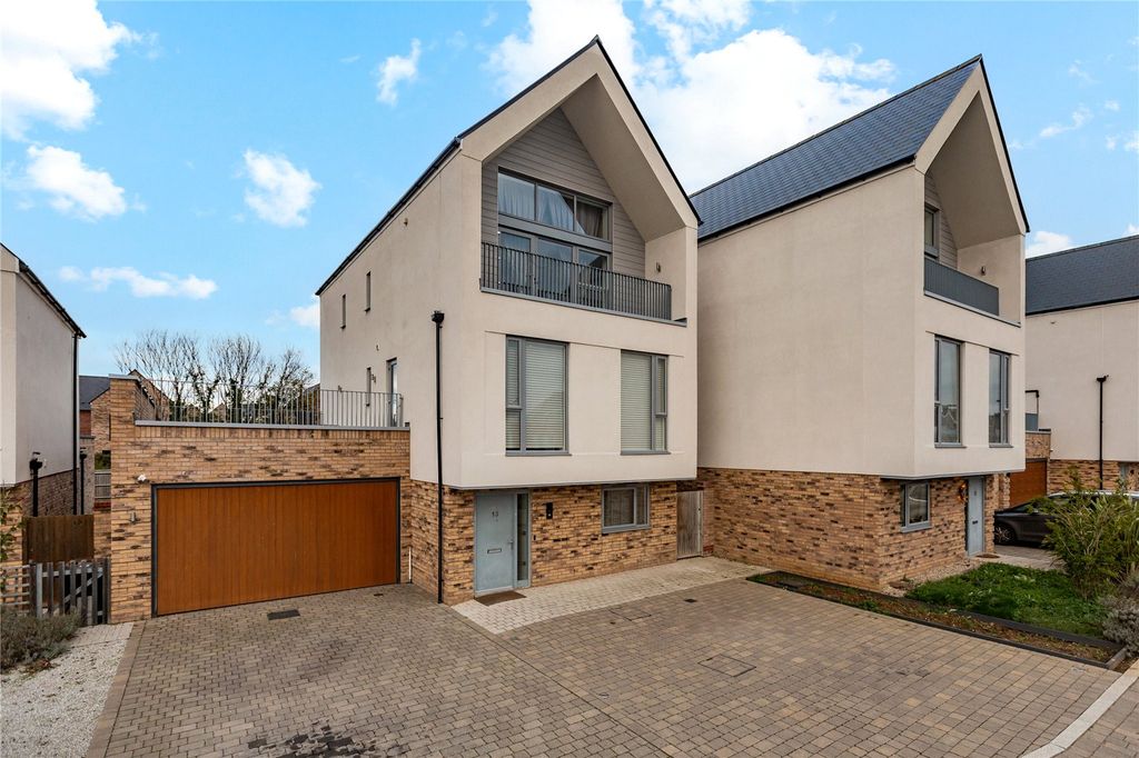 Property photo 1 of 34 Front