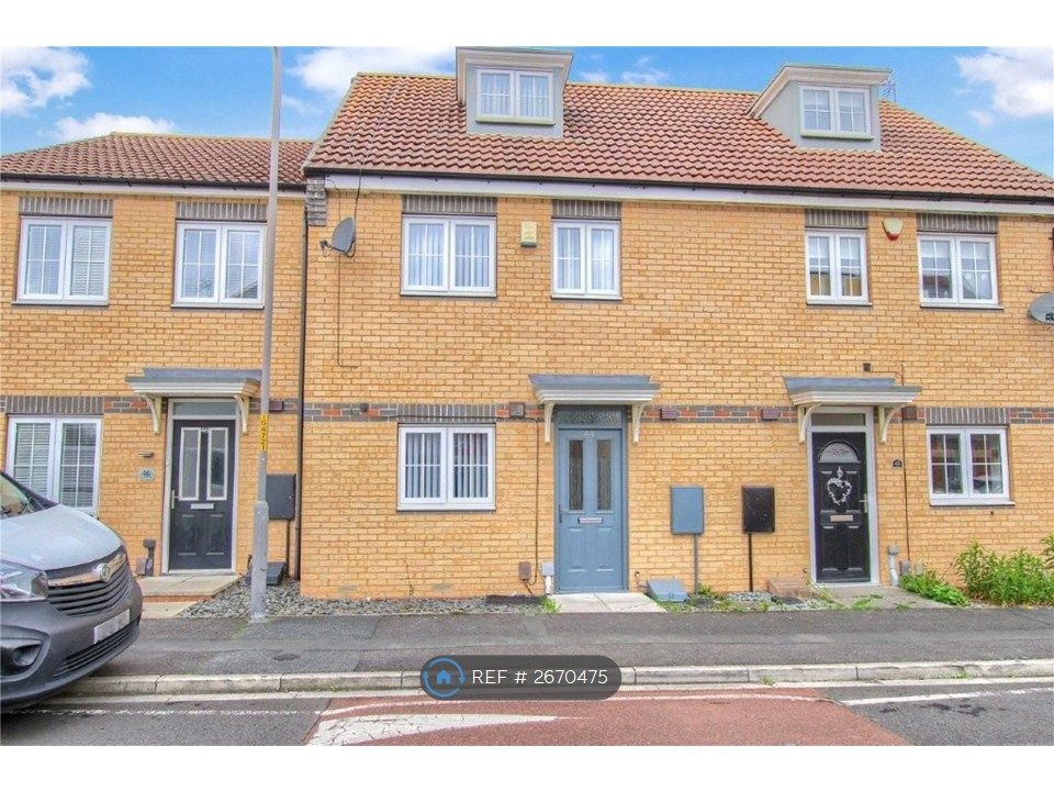 Property photo 1 of 10 Front View