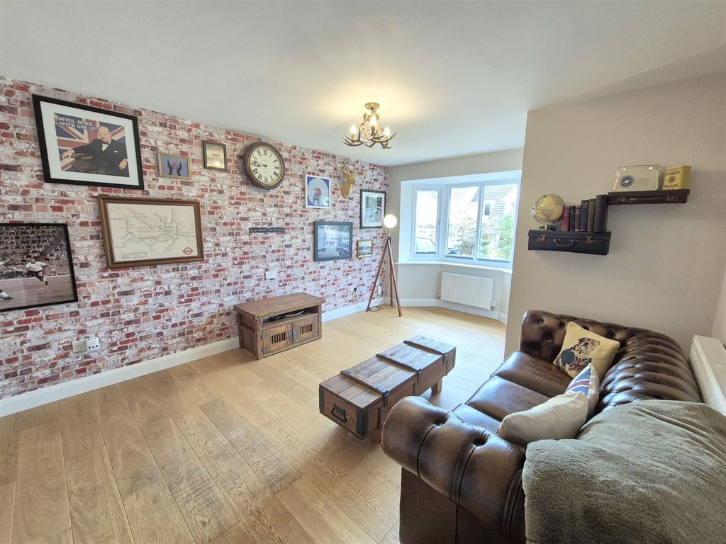 Property photo 2 of 14 20250828_162101.Jpg