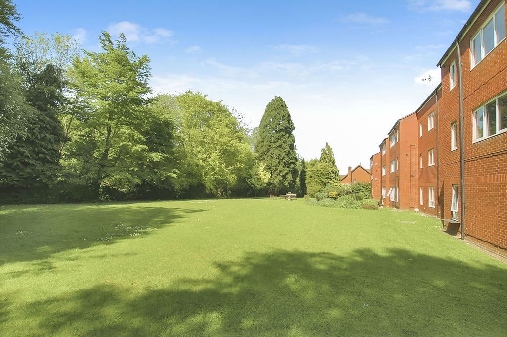 Property photo 2 of 11
