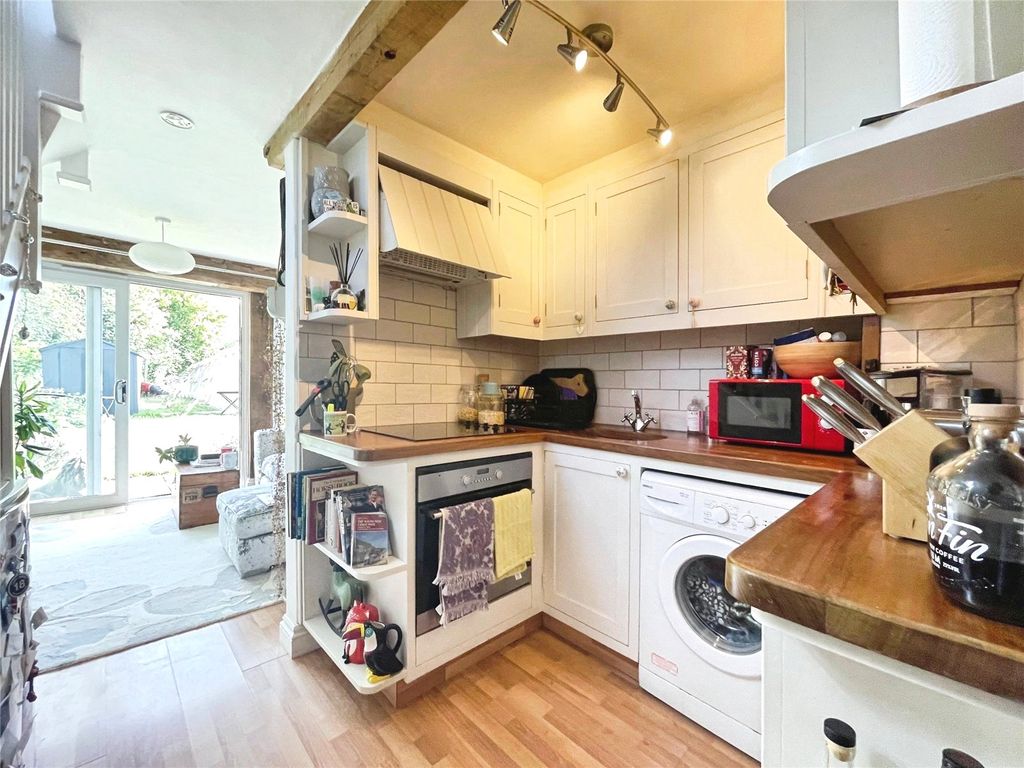Property photo 2 of 11 Picture No. 08