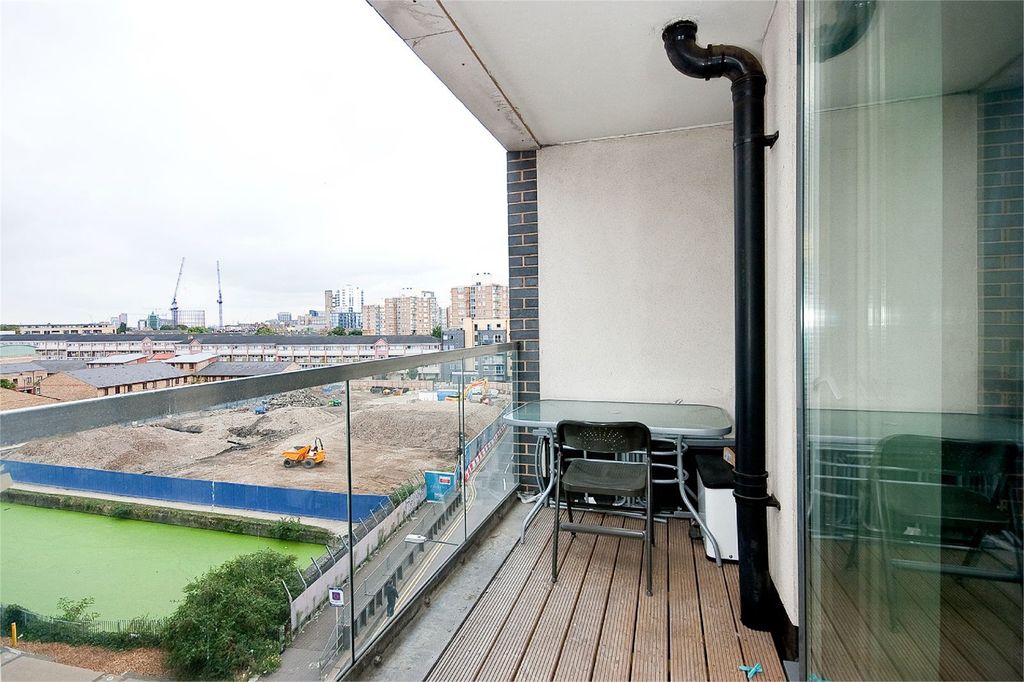 Property photo 2 of 11 Picture 6