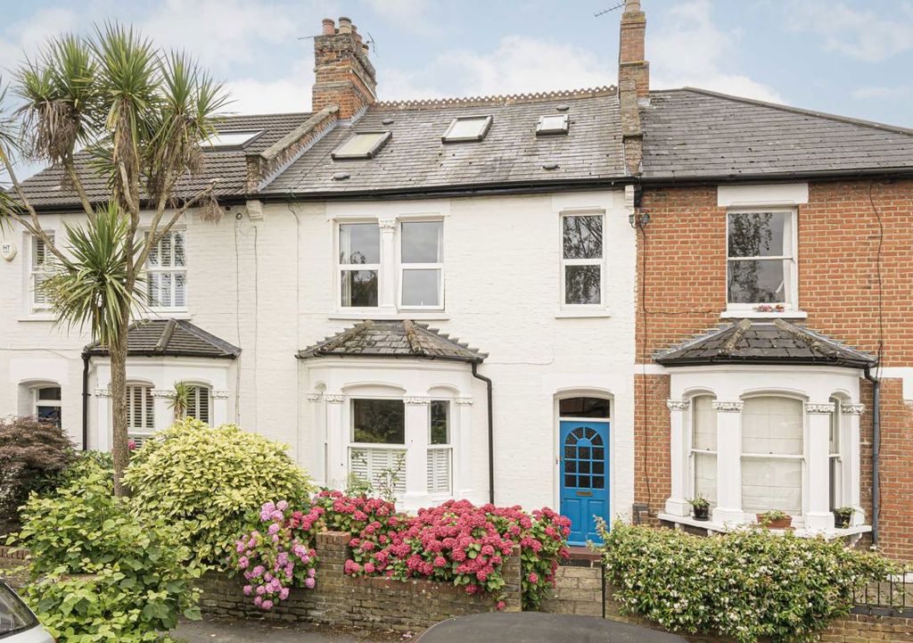 Property photo 1 of 6