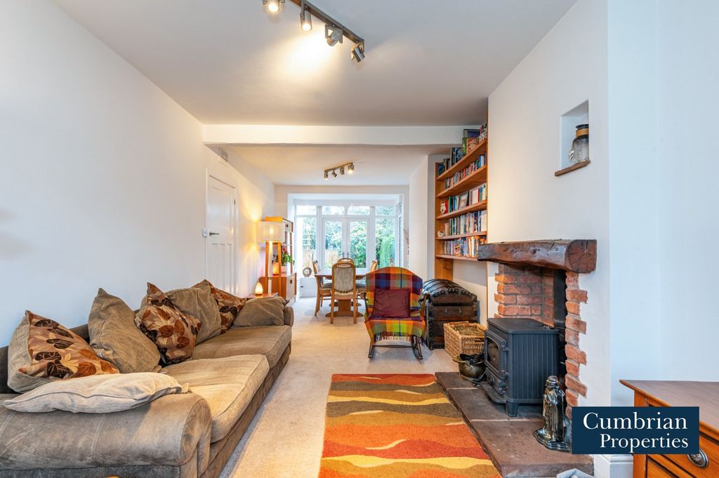 Property photo 2 of 19 Dining Lounge