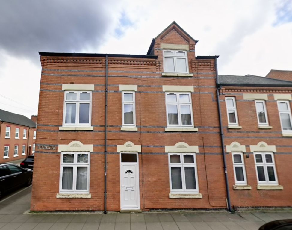 Property photo 1 of 1