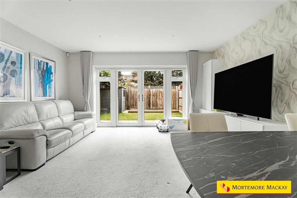 Property photo 3 of 33 83_76808_Watermarked.Jpg