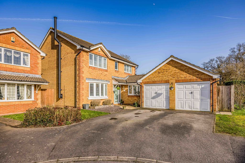 Property photo 1 of 33 Photo 33