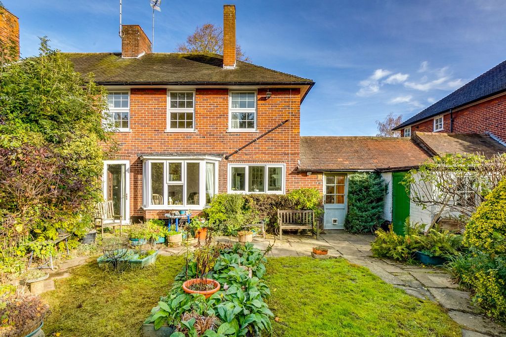 Property photo 2 of 20 4635472