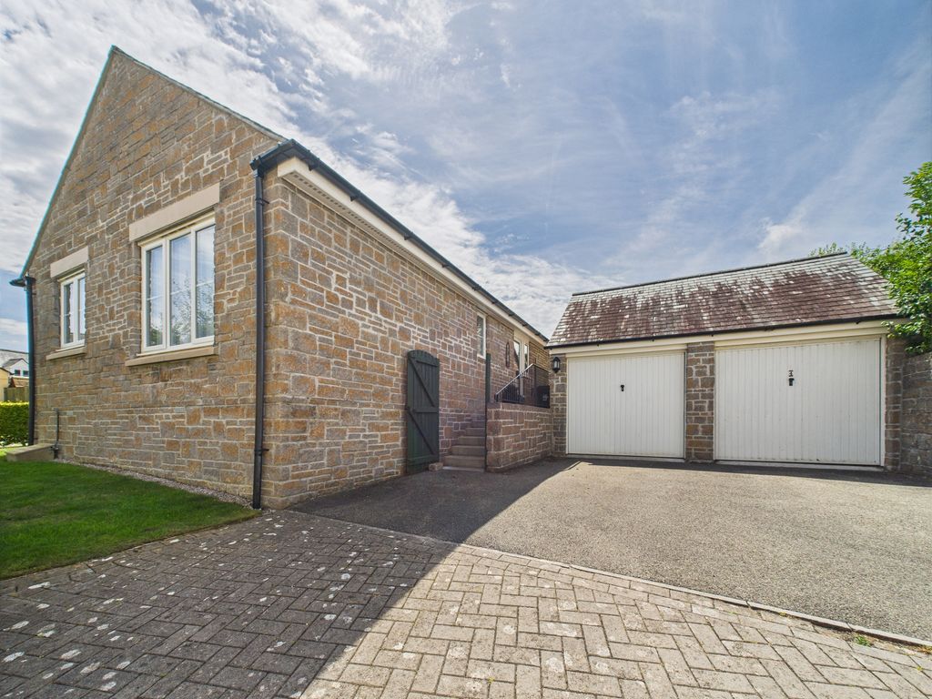 Property photo 1 of 29 Cam02089G0-Pr0517-Still028