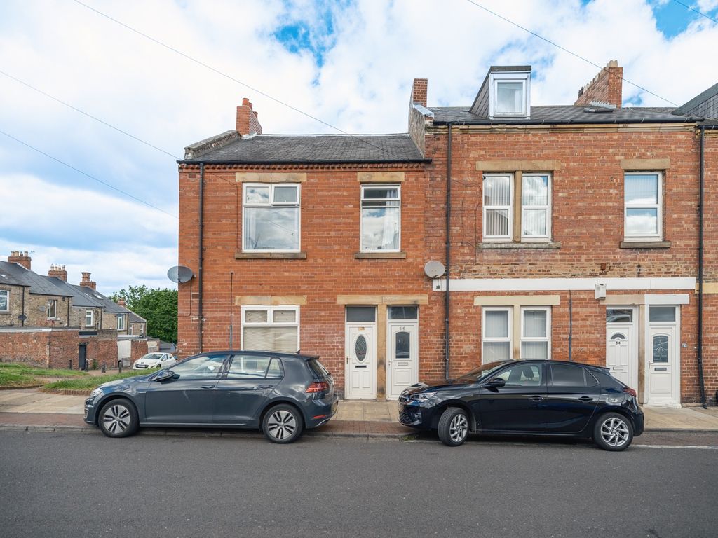 Property photo 1 of 8 5258260