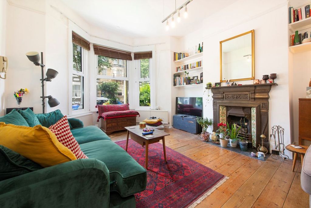 Property photo 2 of 7