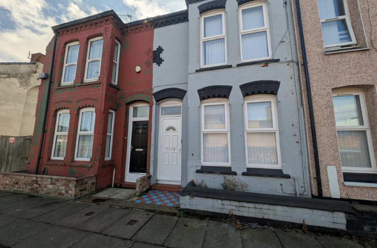 Property photo 2 of 13