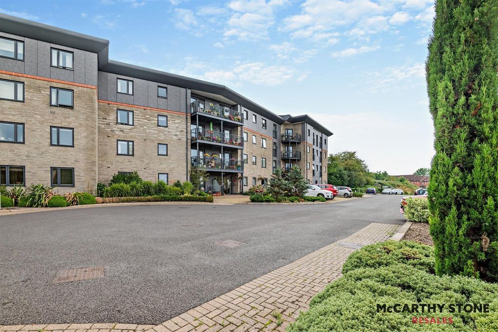 Property photo 1 of 13 Magpie Court