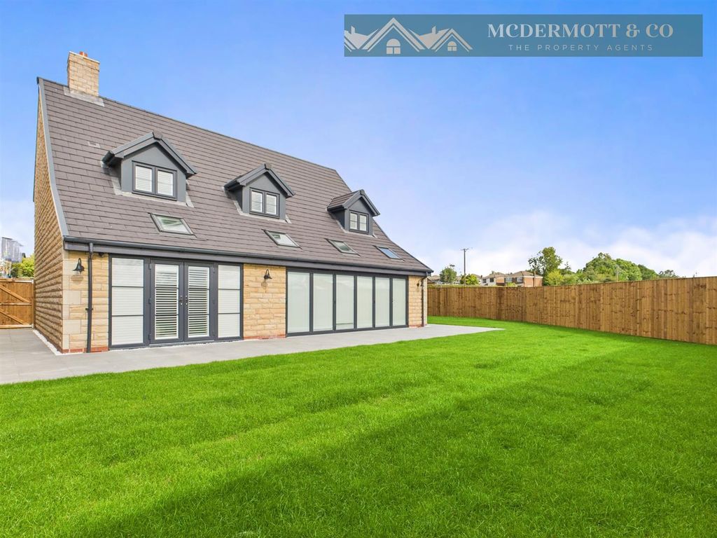 Property photo 2 of 31 External