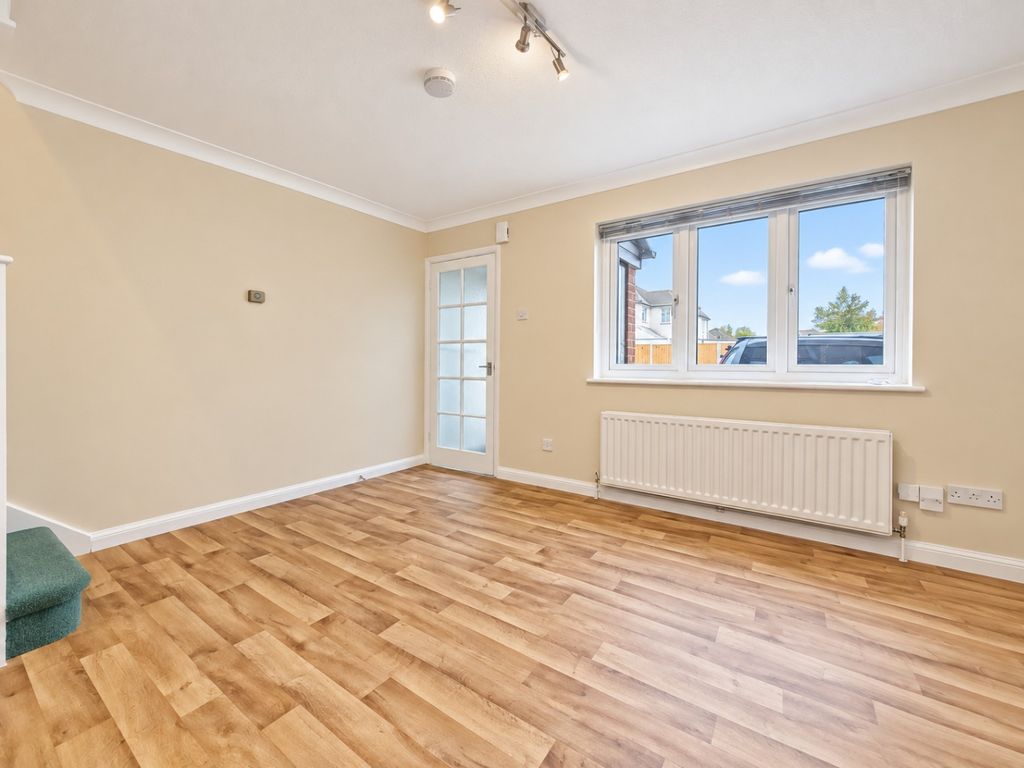 Property photo 3 of 10 5303124
