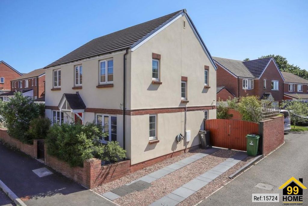 Property photo 3 of 21 Photo 2