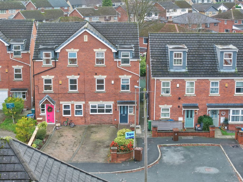 Property photo 2 of 28 Photo #2