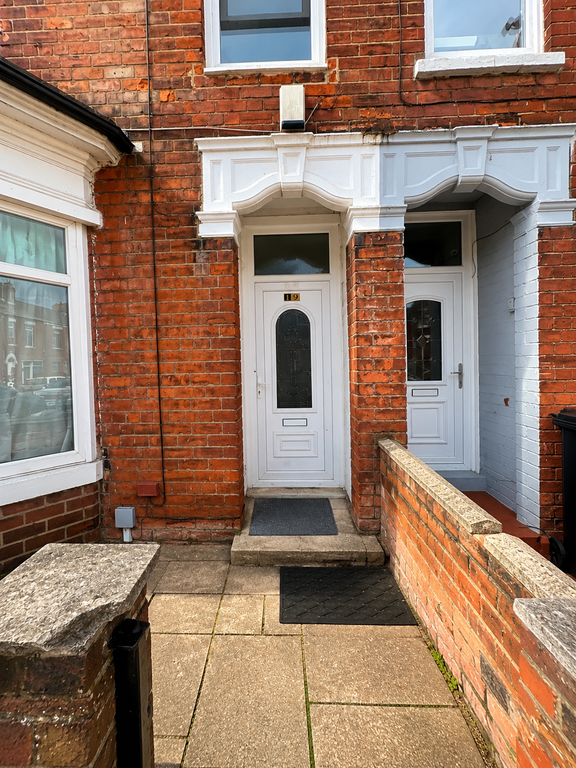 Property photo 1 of 3