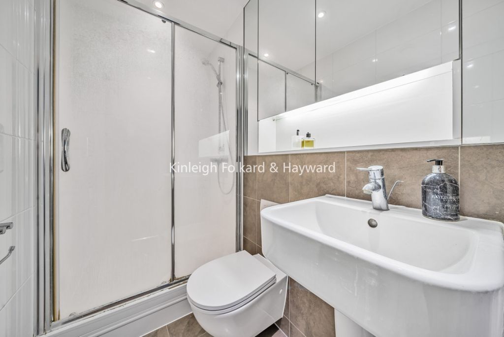 Property photo 3 of 6 B873Ddaf-2F99-49d3-B