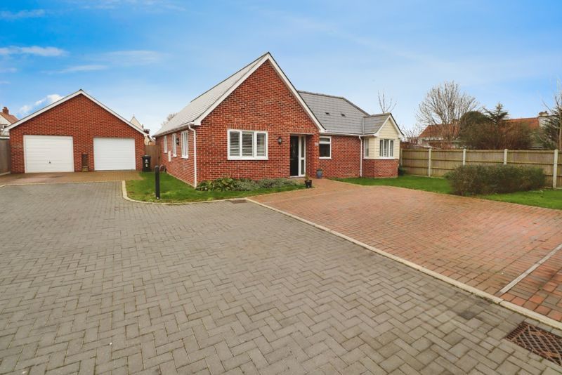 Property photo 1 of 17 Orchard Crescent
