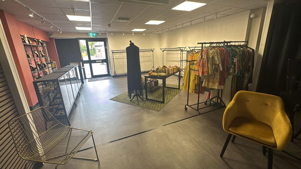 Property photo 2 of 11 7E905Bcf-d699-4d00-Af12-82703d94954A.Jpg