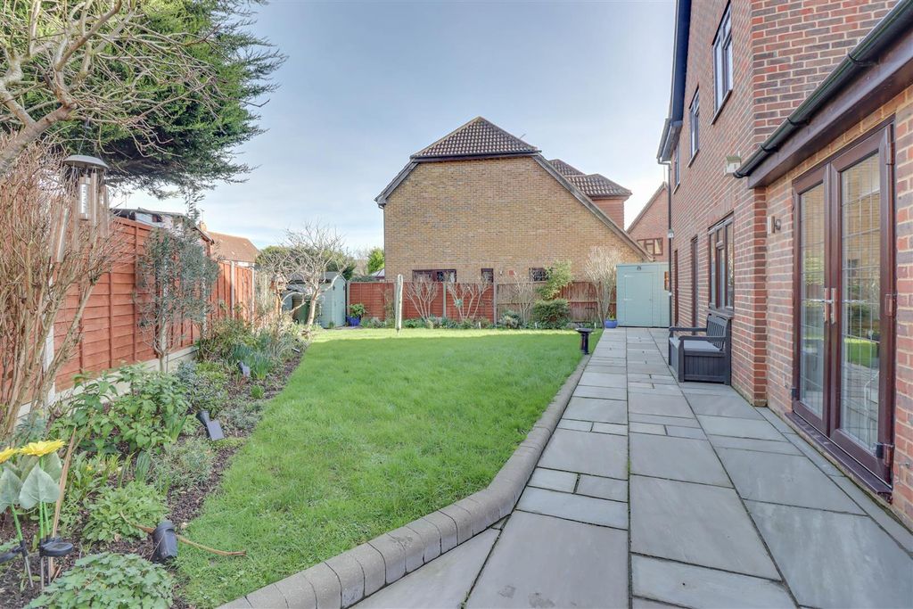 Property photo 2 of 22 55 Woodberry Road-21.Jpg