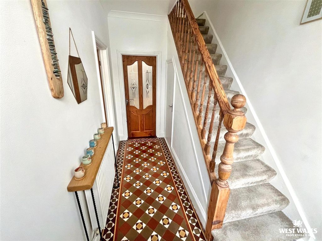 Property photo 2 of 21 Img_1536.Jpg