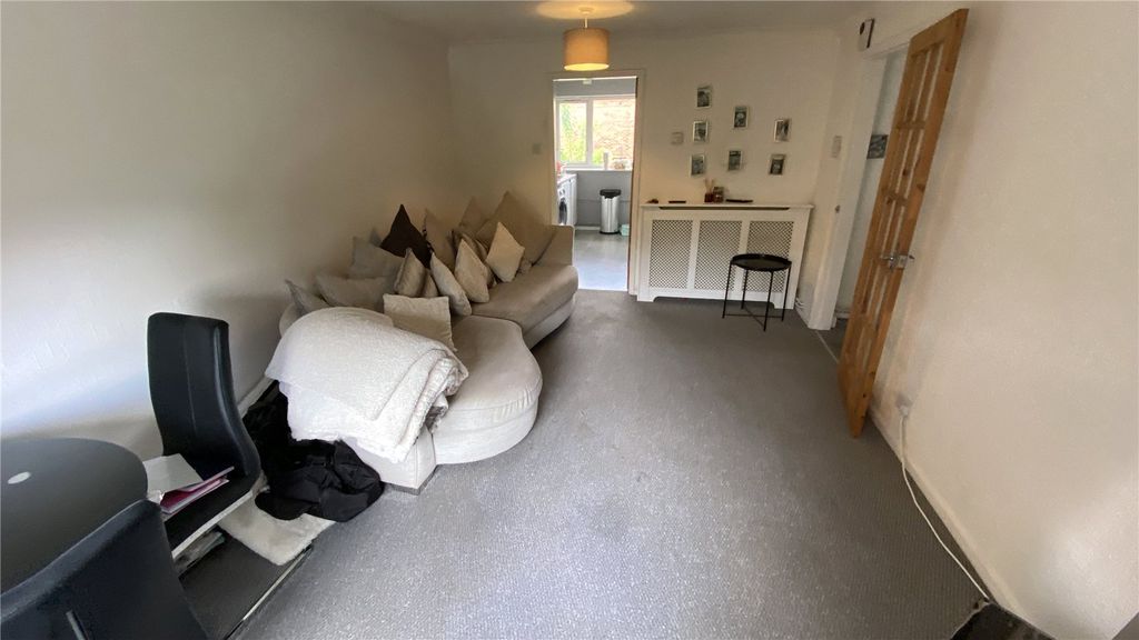 Property photo 3 of 7 Picture No. 05