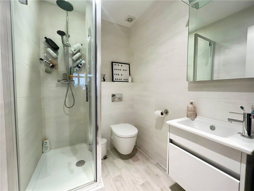 Property photo 3 of 6 Bathroom