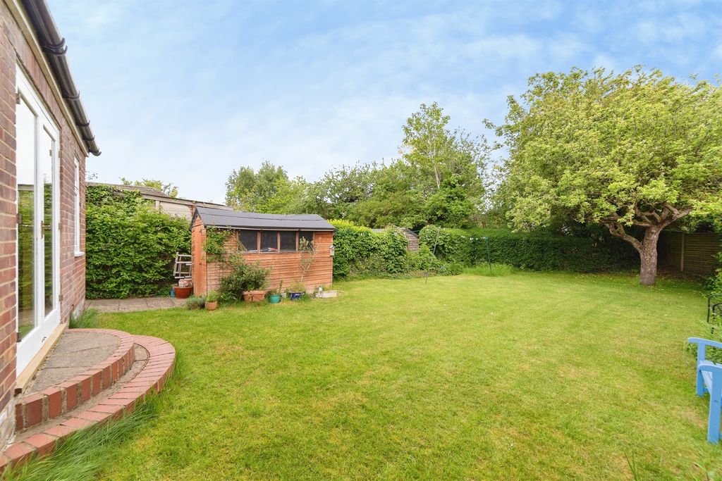 Additional image 19 of 3 bed semi-detached house for saleWhitethorn Lane, Letchworth Garden City SG6