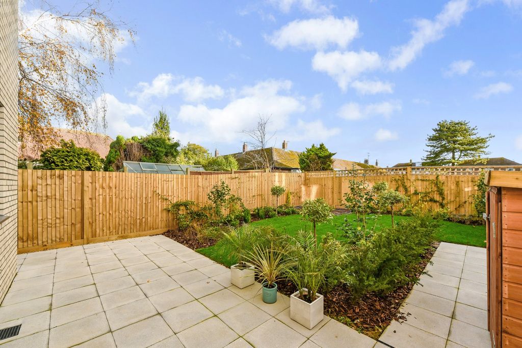 Property photo 2 of 45 Picture No. 39